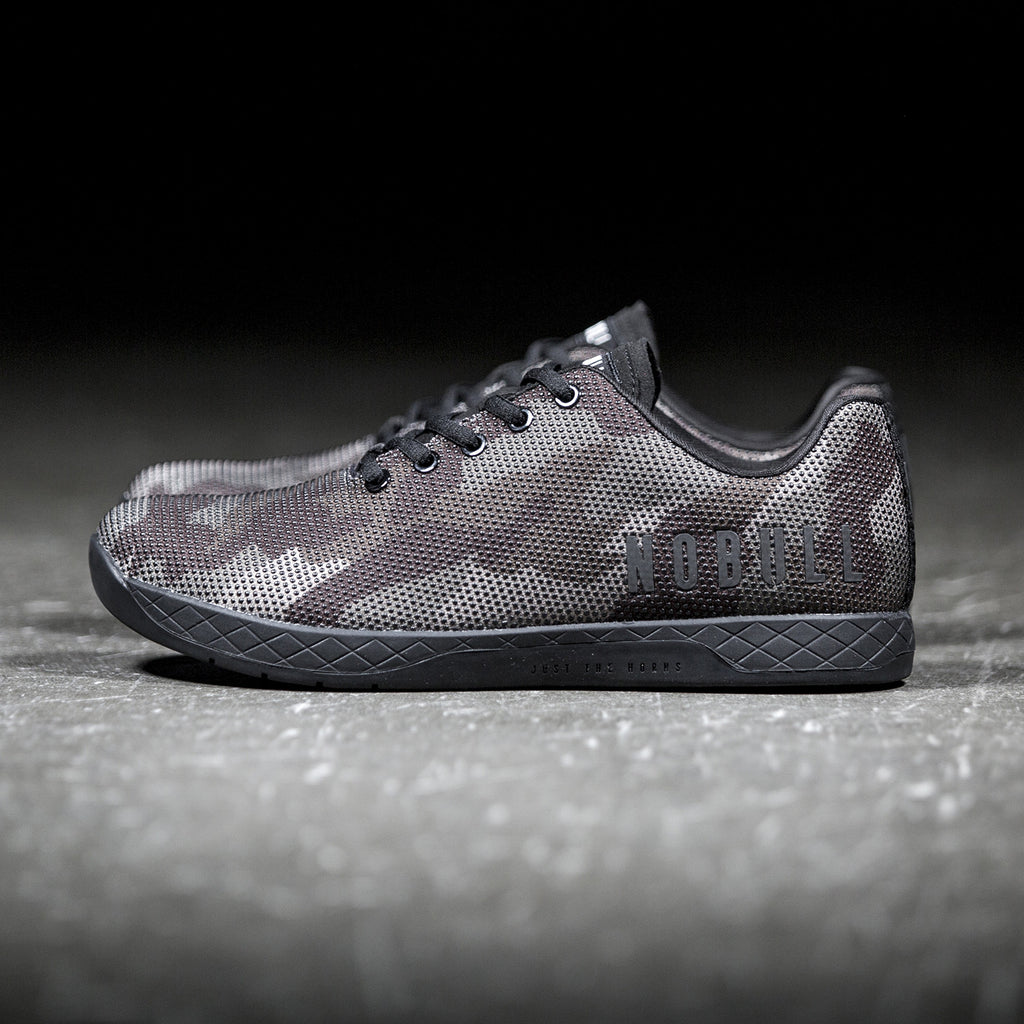 BLACK CAMO TRAINER